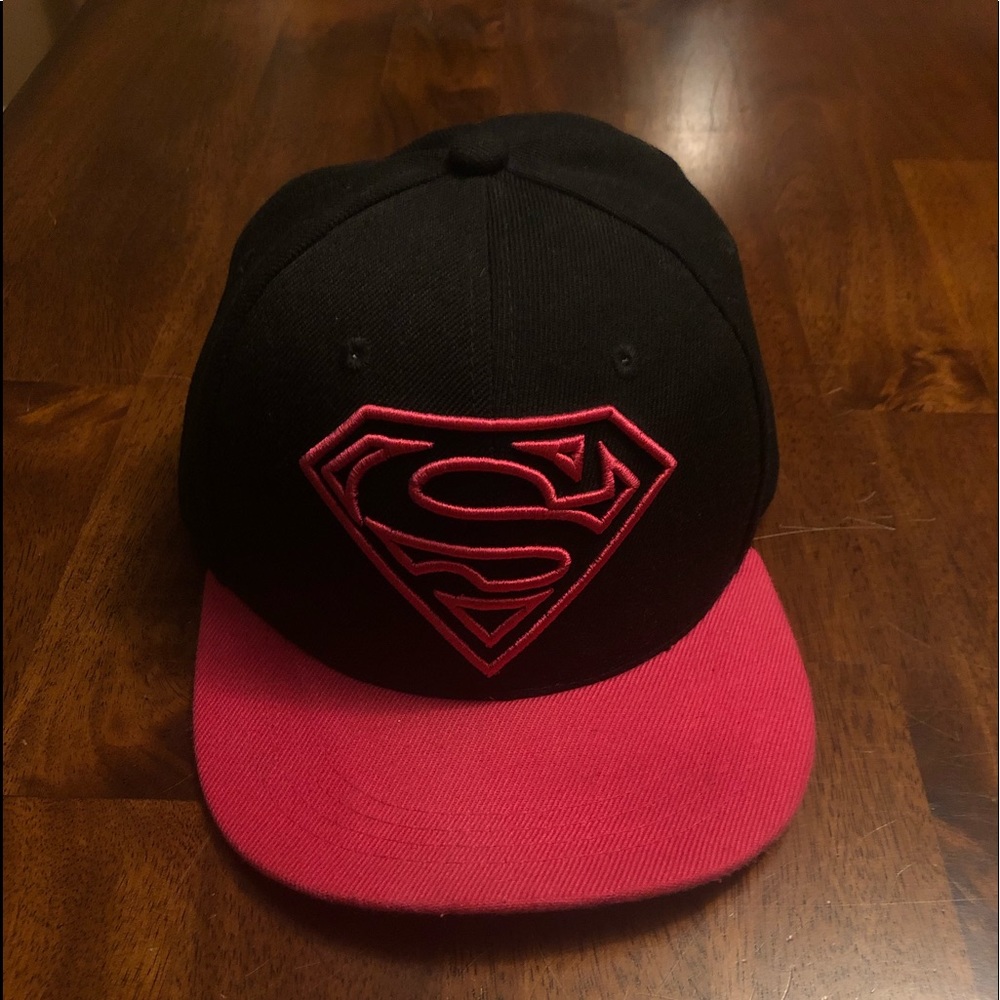 Superman Hat.  NWOT!